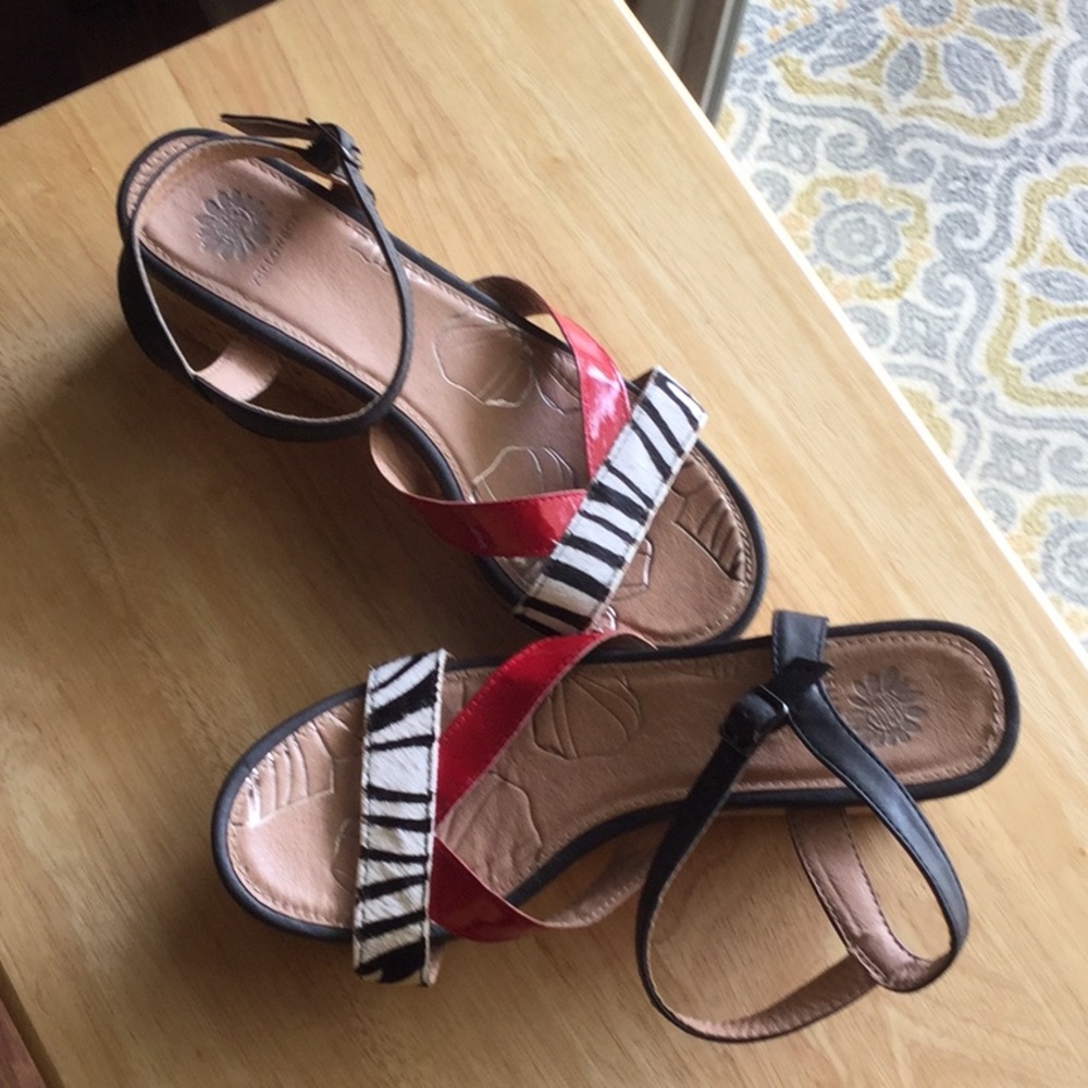 Yellow box sandals